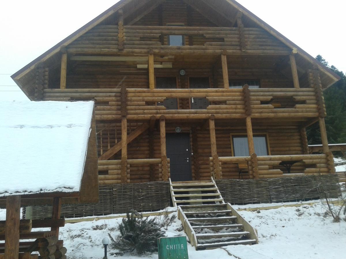 Boykivskiy Dvir Yasenitsa Zamkova Exterior photo
